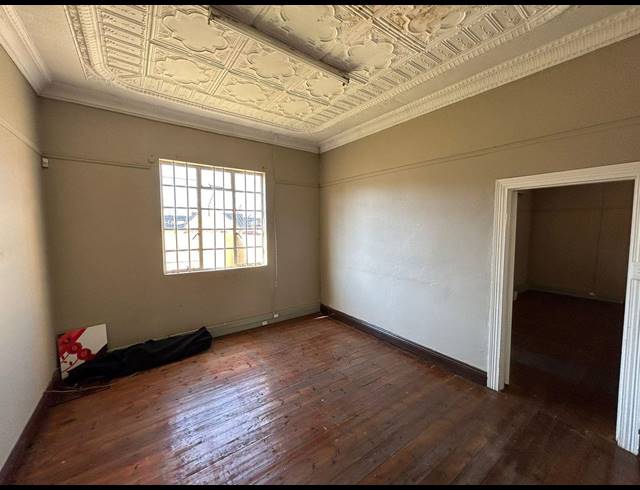 150M² OFFICE TO LET IN DELAREY